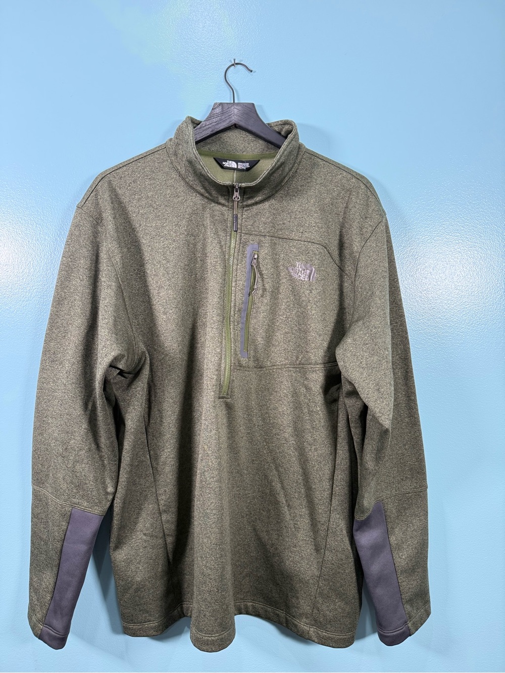 The North Face Men's Olive Green Zip-Up Fleece Pullover